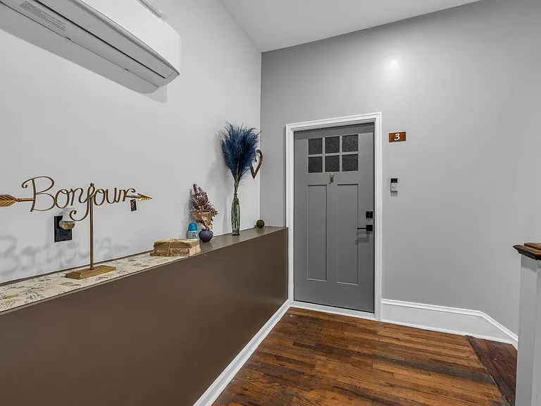 530 Spring St NW #3 — Photo 8