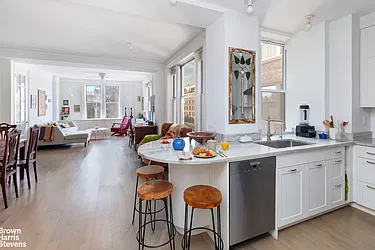 895 West End Avenue, #10C