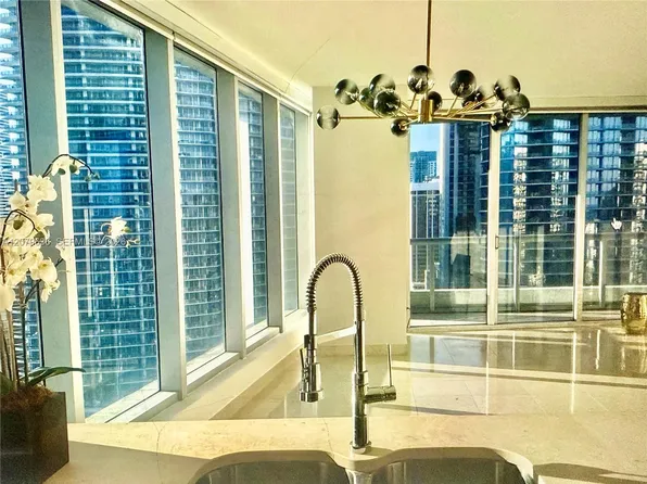 475 Brickell Ave, Miami, FL
