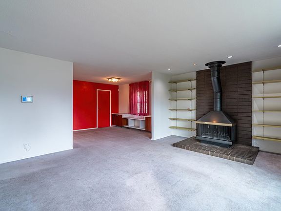 4th image of 6410 Kent Rd