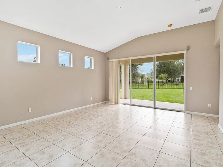 2173 Granger Ave — Photo 11