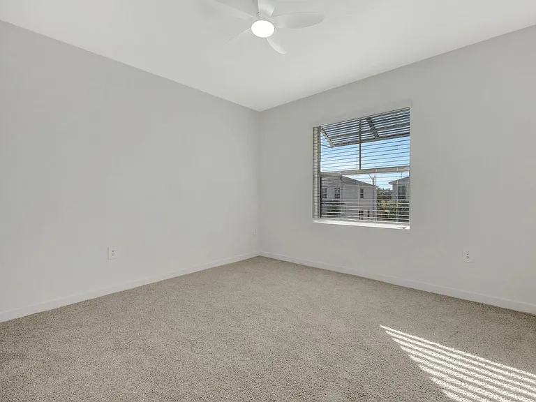 441 NE 1st Dr — Photo 24
