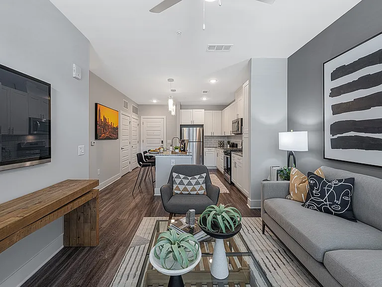 Populus Westside Apartments — Photo 16