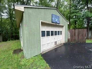 130 Whitlock Rd — Photo 8