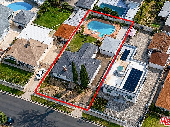3rd image of 8066 Rhodes Ave
