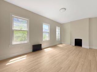 461 6th Ave #3, New York, NY 10011
