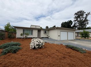5005 Maiden Ln, Santa Rosa, CA 95409