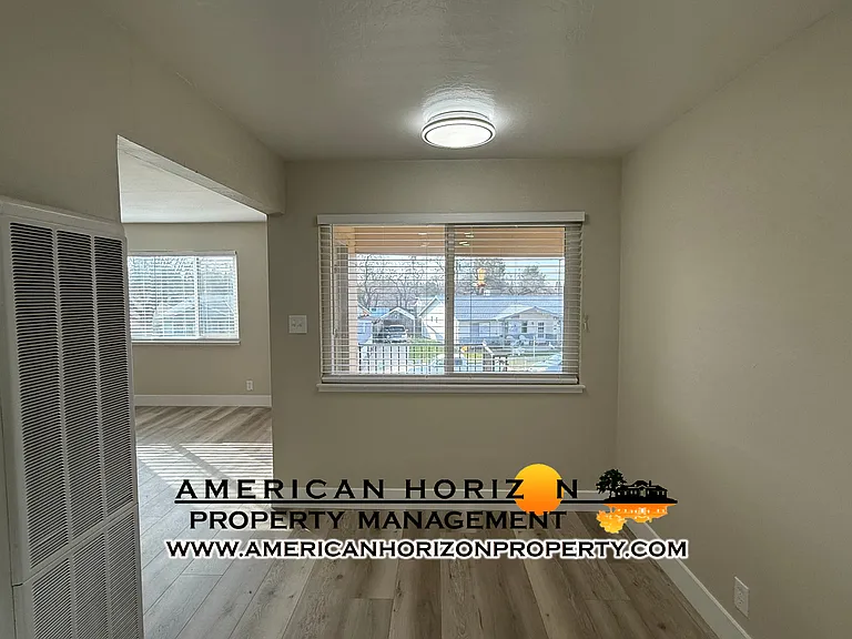 1307 Edmonton Ave #3 — Photo 7