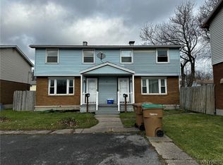 42 Viola Dr, Cheektowaga, NY