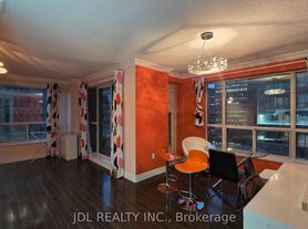 889 Bay St