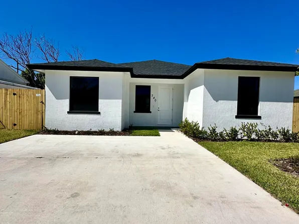 740 W 3rd Street, Riviera Beach, FL 33404
