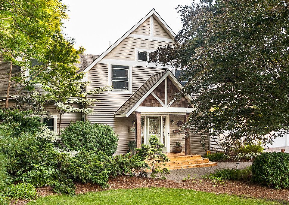 1st image of 47 Peggy Ave