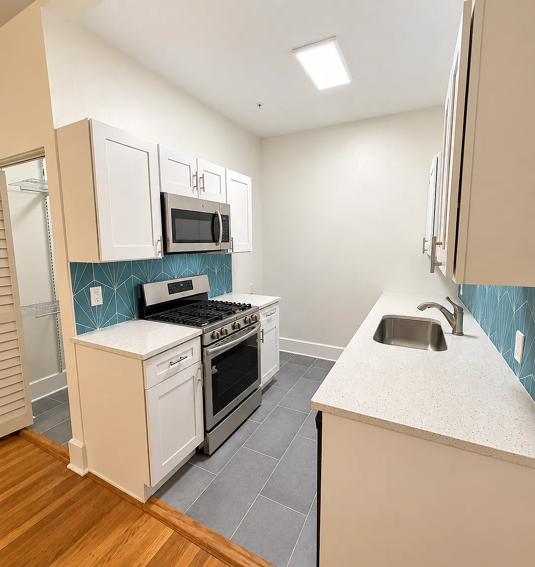 Studio, 300 sqft, $1,395 — Photo 2