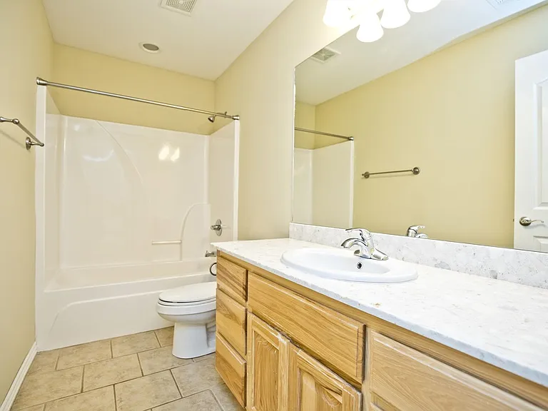 1250 Torbay Trce — Photo 15