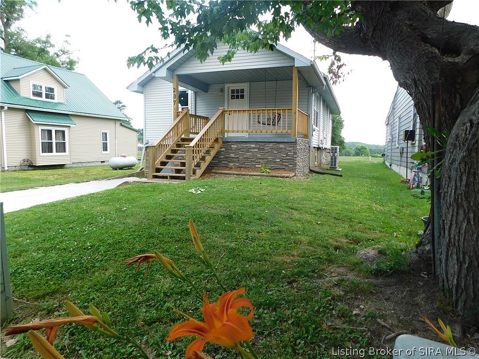 1st image of 237 E Karnes Court