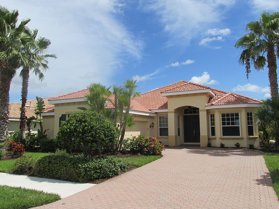 1st image of 354 Montelluna Dr