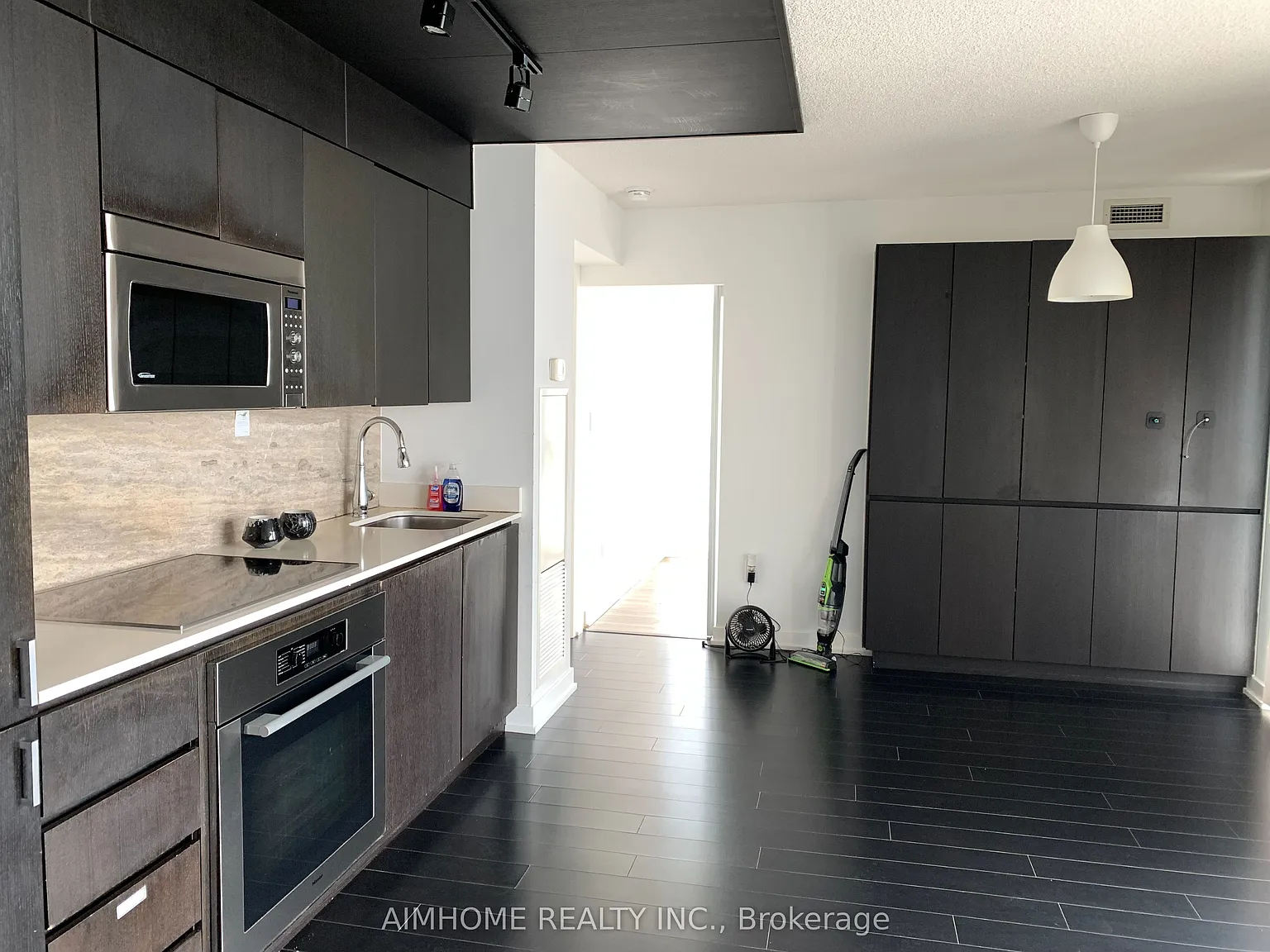 2 bed, $3,100 — Photo 3