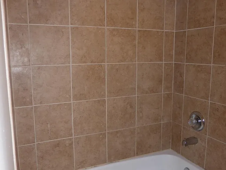 2175 Highland Ave — Photo 8