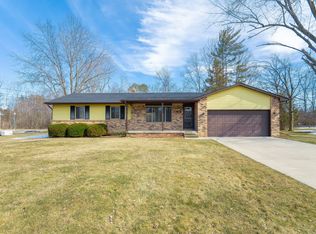 5136 Tahquamenon Trl, Flushing, MI
