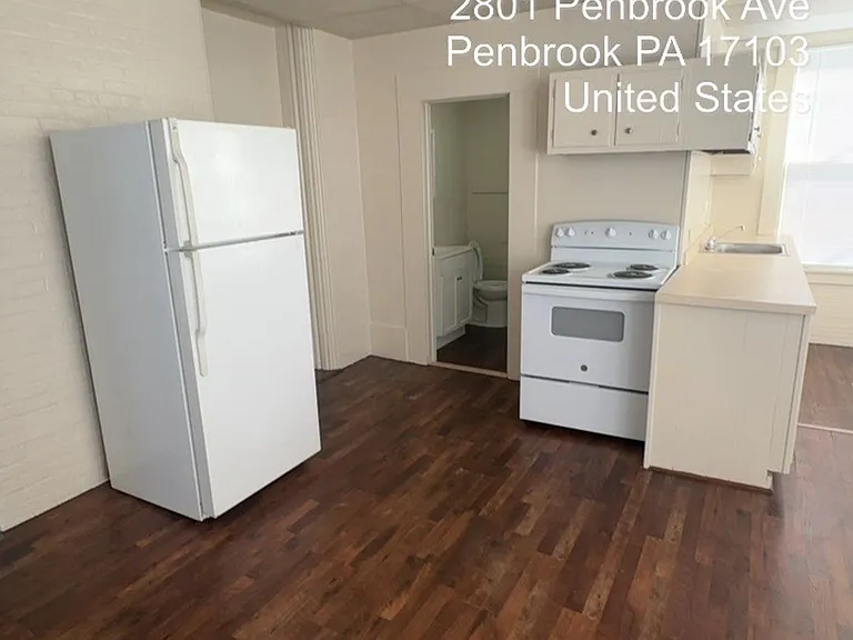 2801-2803 Penbrook Ave — Photo 3