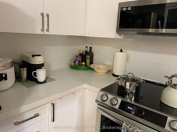 4th image of 22 Olive Ave #305
