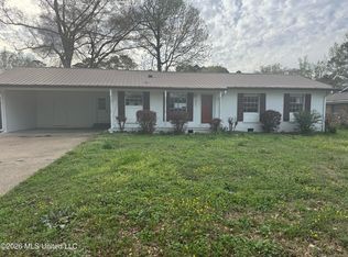 237 Trojan Dr, Pearl, MS 39208