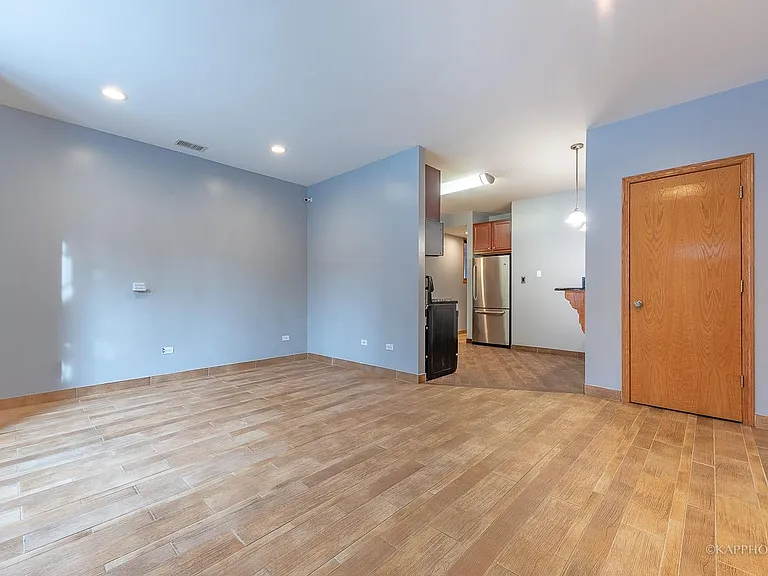 741 S Claremont Ave #G — Photo 7