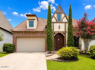 126 Heathwood Dr, Broussard, LA 70518