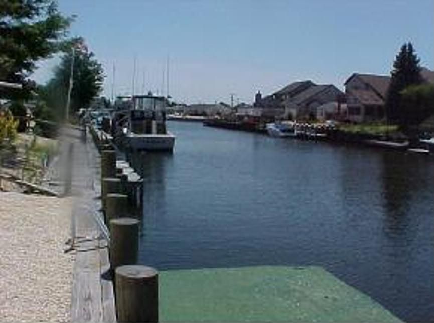 95 ft of waterfront