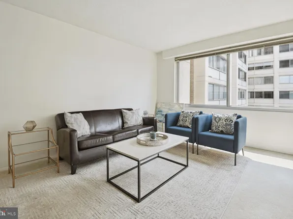 5500 Friendship Blvd APT 1915N, Chevy Chase, MD 20815