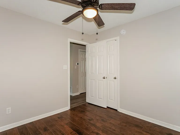 10218 Cottage Oaks Cv — Photo 13