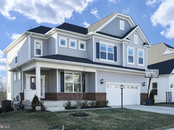 4228 Jk Rowling Ct, White Plains, MD 20695