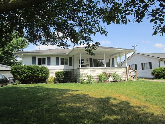 2nd image of 2750 Dakota Dr