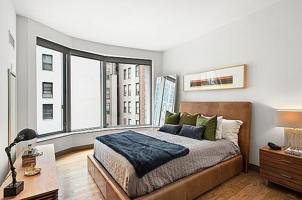 1st image of 8 Spruce St APT 71A