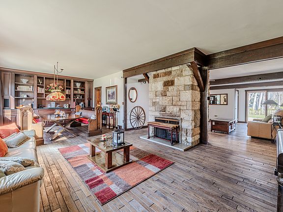 2nd image of 731 E Gartner Rd