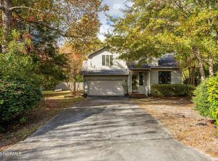 911 Haymarket Ln, Wilmington, NC 28412