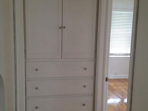 4th image of 430 S 1200 E APT 4