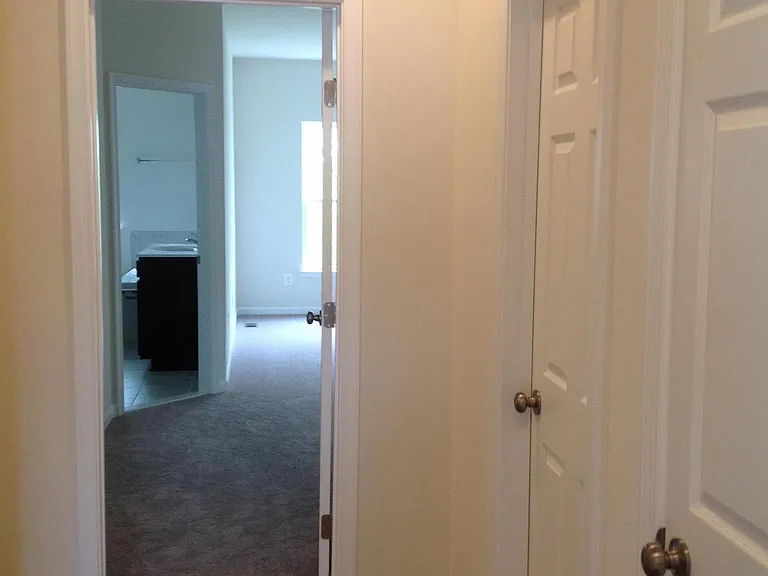 204 Upper Brook Ter — Photo 13