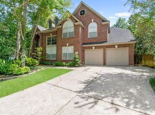 6 Harvest Green Pl, Spring, TX 77382