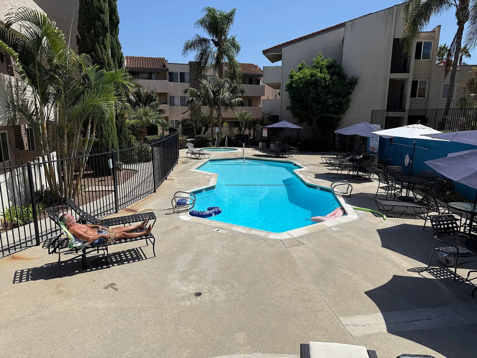 2 bed, 1400 sqft, $3,000 — Photo 3