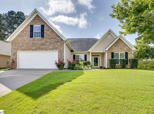 4 Hanging Moss Ln, Greenville, SC 29615