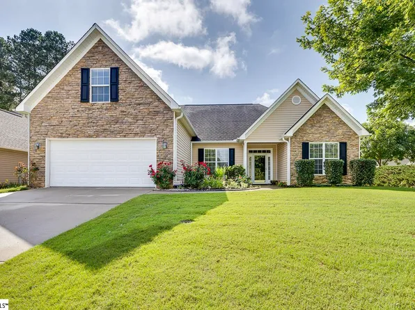 4 Hanging Moss Ln, Greenville, SC 29615