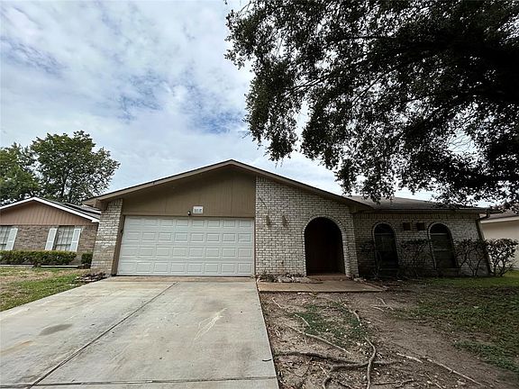 2nd image of 15430 Mendocino Drive