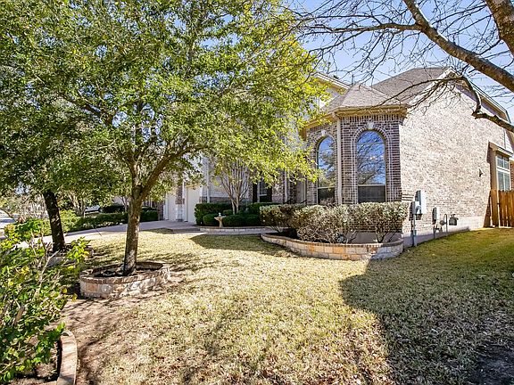 3rd image of 15505 Brodick Dr
