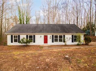5308 W Rock Dr, Pfafftown, NC 27040