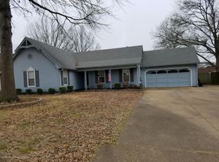 929 Birchfield Pl, Southaven, MS 38671