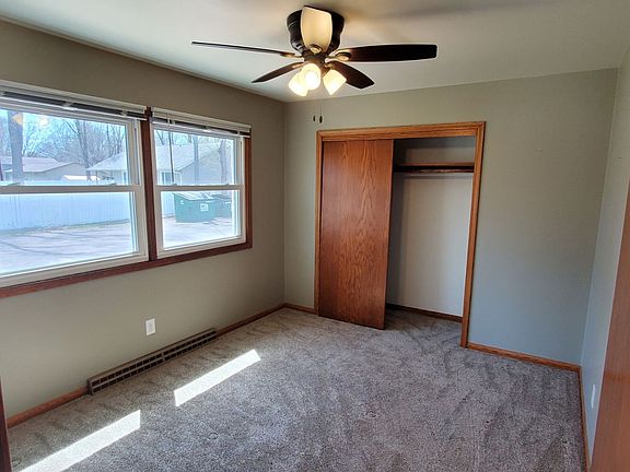 4th image of 2113 Eddy Ln #3
