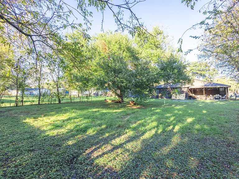 1112 S Dexter Dr — Photo 4