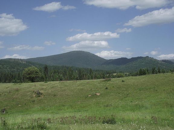 2nd image of Nka Hells Gulch Road