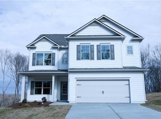 124 Finley Dr, Commerce, GA 30529